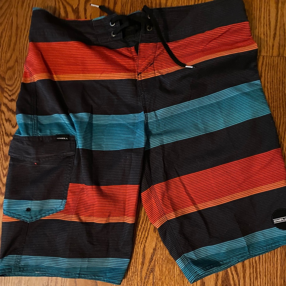 O’Neill men’s board shorts - sz 31 - great condition